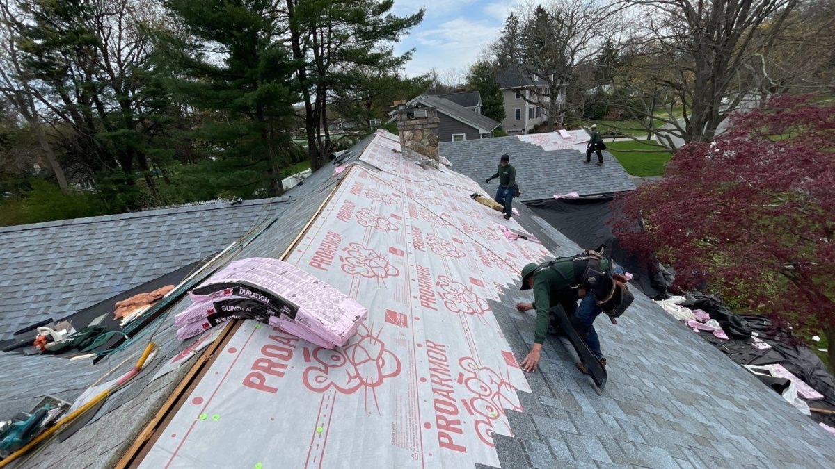 4 Reasons You Should Never Attempt To DIY Your Roof Repair